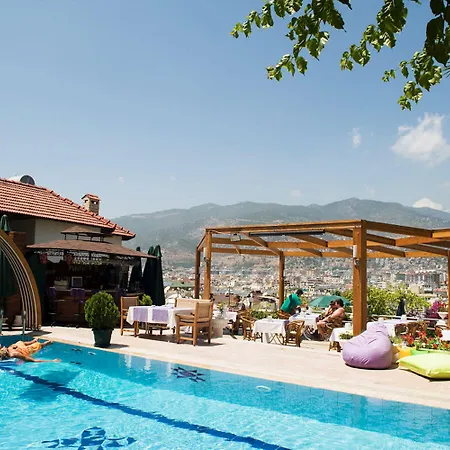 Sonata Hotel 3*